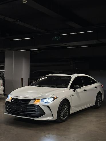 tayota progres: Toyota Avalon: 2019 г., 2.5 л, Вариатор, Гибрид, Седан — 2