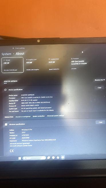 ikinci el notebook: Az isdfadə olunub hər fumksiya işləkdir təzə kimidir karopkası var — 2