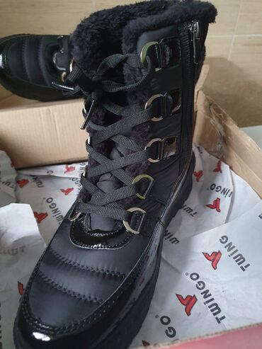 Сапоги: Продаем Новые зимние сапоги водооталкивающие внутри натуральный — 4
