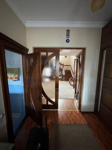 Долгосрочная аренда домов: 400 м², 10 комнат — 30