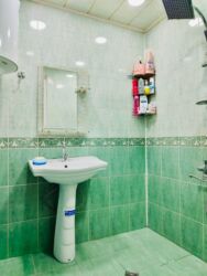 Köhnə tikili: Bakı, Günəşli, 4 otaqlı, Köhnə tikili, m. Xalqlar Dostluğu, 100 kv. m -da lalafo.az — 11 Köhnə tikili: Bakı, Günəşli, 4 otaqlı, Köhnə tikili, m. Xalqlar Dostluğu, 100 kv. m — 11