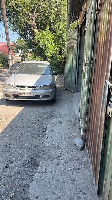 byd e2 2024: Opel Vectra: 1998 г., Механика, Бензин, Седан — 2