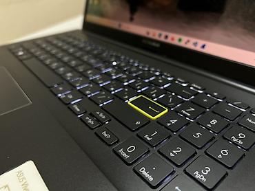 ASUS: 💻 Model: ASUS VivoBook K513EA 🖥️ Ekran: OLED ekran – görüntü və rəng — 4