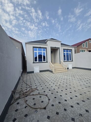 сулук курт бишкек адрес: Мамедлы 4 комнаты, 110 м², Свежий ремонт