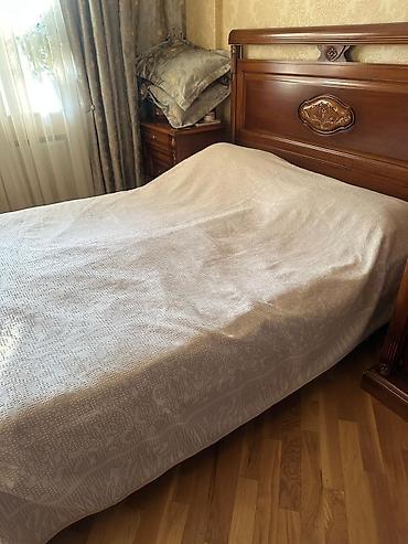 taxta əl işi: İşlənmiş, İkinəfərlik çarpayı, Bazasız, Matrassız, Siyirməsiz — 2