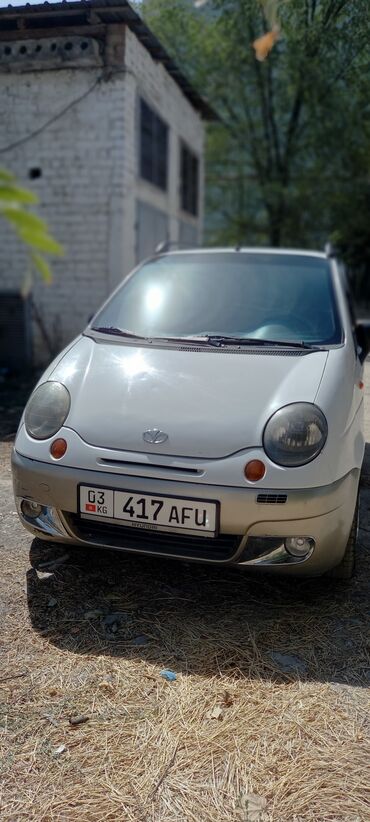 шины для матиз: Daewoo Matiz, хэтчбек 5 дв., белый цвет с серыми и бежевыми вставками