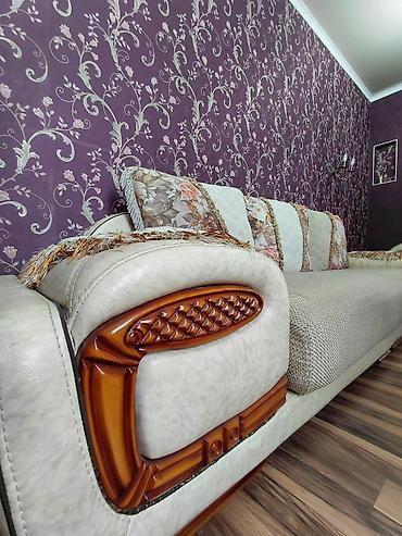 Прямые диваны: Прямой диван, Б/у — 3