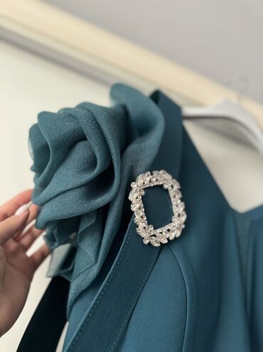 Вечерние платья: Вечерние платья — 8