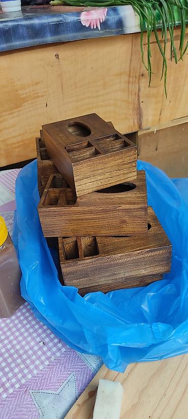 Другая посуда и кухонный инвентарь: Менажницы, доски для подачи подставки под приборы, штендер, резервы — 15