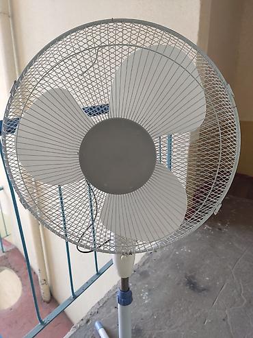 deepcool ice wind pro: Напольный вентилятор, работает тихо,в отличном состоянии. - Тип — 3
