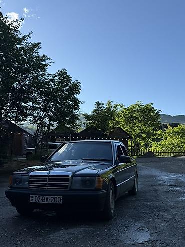 kia servis ehtiyat hisseleri: Mercedes-Benz 190 (W201) sedan - Kuzov: qara rəng, klassik 190 — 6