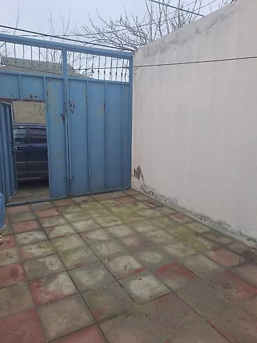 Uzunmüddətli kirayə evlər: 40 kv. m, 3 otaqlı — 1