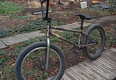 BMX велосипед для стрита/парка - Стальная рама с верхней трубой около