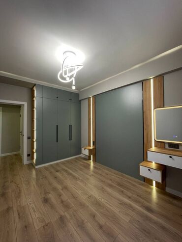 1к кв продаю: 3 бөлмө, 84 кв. м, Элитка, 8 кабат, Евроремонт