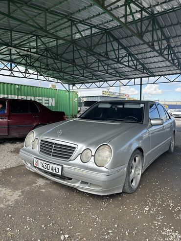 мерседес в аварийном состоянии: Mercedes-Benz E 430: 2002 г., 4.3 л, Автомат, Бензин, Седан