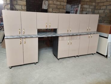 ikinci el mətbəx mebelleri: Kuxna Mebelləri matral laminat 
2.25 ölçüde 280 AZN 
3 metr 380 azn
