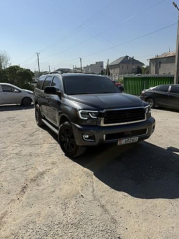 Toyota Sequoia: 2021 г., 5.7 л, Автомат, Бензин, Внедорожник