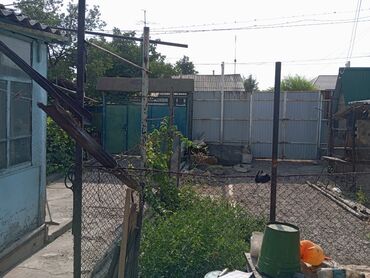 дом барачного типа: Үй, 47 кв. м, 1 бөлмө, Менчик ээси, Эски ремонт