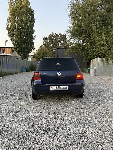 step 2: Volkswagen Golf: 2002 г., 2 л, Автомат, Бензин, Хэтчбэк — 4