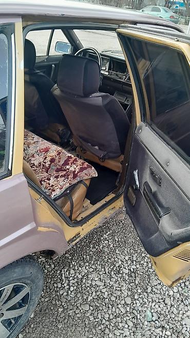 Volkswagen: Volkswagen Passat: 1982 г., 1.6 л, Механика, Бензин, Седан — 17