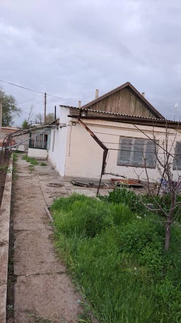 продажа дом в токмаке: 150 м², 10 комнат, Требуется ремонт Без мебели