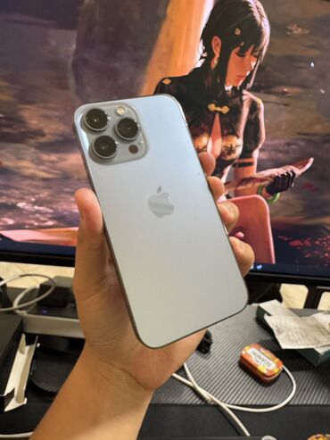 чехлы xs: IPhone 13 Pro, Колдонулган, 256 ГБ, 77 %