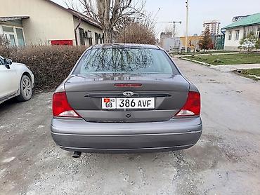 Ford: Ford Focus: 2002 г., Автомат, Седан — 1