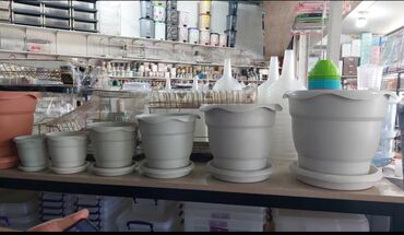 Bitkilər üçün dibçəklər: Dibcek qabi duzbucaqli kvadrat ayaqli gul qabi duzbucaqli kvadrat — 20