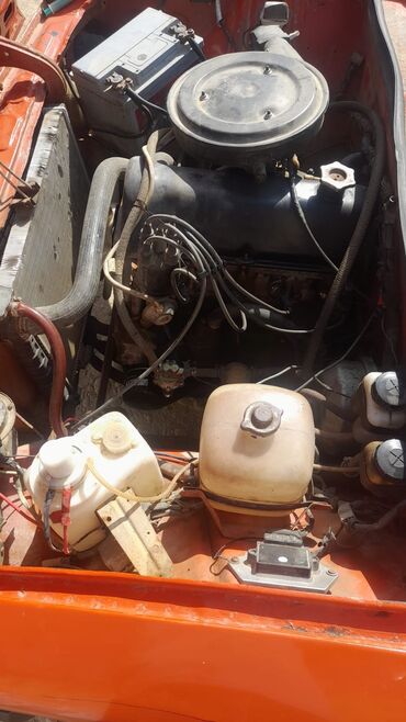 VAZ (LADA): Salam maşın satılır razılaşma yolu ilə naxadi maşındı isdiyəm olsa bu — 20