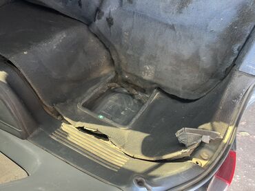 Toyota: Toyota Caldina: 1997 г., 1.8 л, Механика, Бензин, Универсал — 8