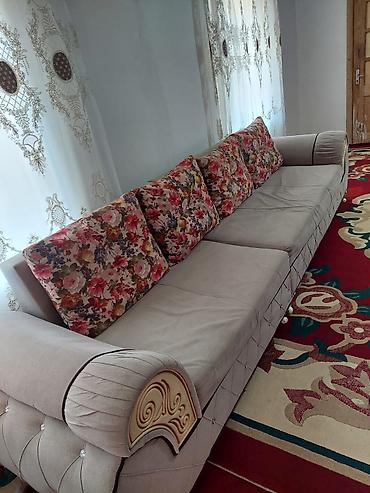 Qonaq otağı dəstləri: Masa və oturacaqlar — 3