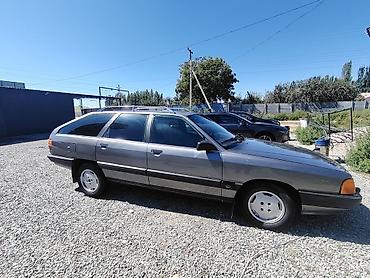 серв машина: Audi 100: 1989 г., 2.3 л, Механика, Бензин, Универсал — 4