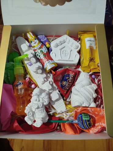 Hədiyyə bağlamaları: Hədiyyə qutusu, Yeni, rəng - Ağ, Ödənişli çatdırılma — 20