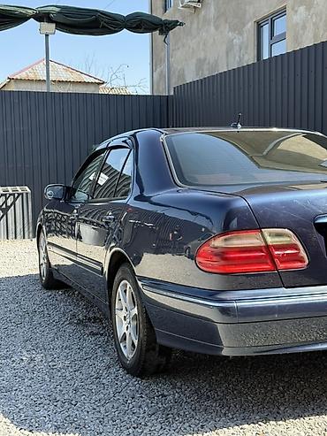 w211 5: Mercedes-Benz C-Class: 2000 г., 2.8 л, Автомат, Газ, Седан — 4