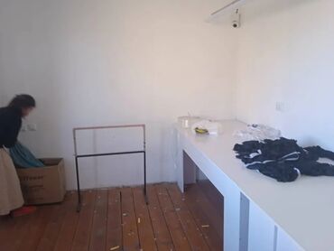 Долгосрочная аренда домов: 200 м², 10 комнат, Утепленный, Забор, огорожен