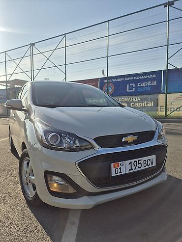 16 lt: Chevrolet Spark: 2019 г., 1 л, Вариатор, Бензин, Хэтчбэк — 2