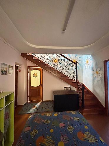 Продажа коттеджей и домов: 🏡 Продаётся дом 📍 Ахунбаева / Муромская 📐 Участок 5.7 соток 📏 32,5 × — 3