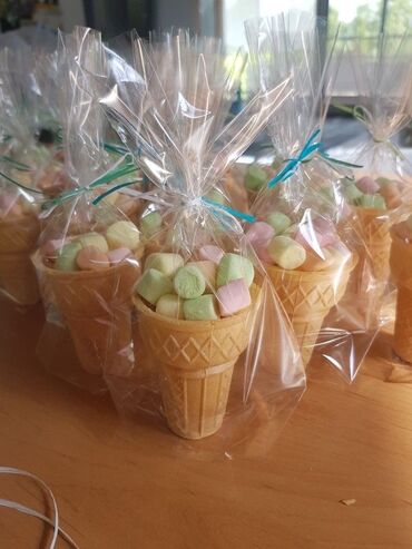 Şokolad və konfetlər: Şirniyyat hədiyyə konusları – tədbirlər üçün zərif təqdimat - Konus — 8