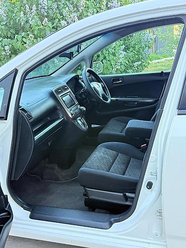a8 d2: Honda Stream: 2004 г., 1.7 л, Автомат, Бензин, Универсал — 6
