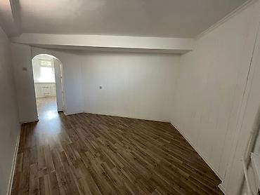 Долгосрочная аренда комнат: 75 м², Без мебели — 2