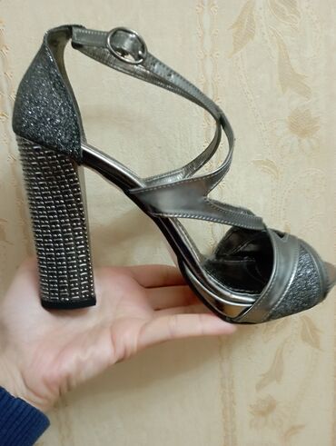 Çəkmələr: Çəkmə, Ölçü: 40, rəng - Gümüşü, İşlənmiş — 4