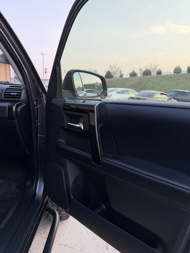 Toyota: Toyota 4Runner: 2019 г., 4 л, Автомат, Бензин, Внедорожник at lalafo.kg — 22 Toyota: Toyota 4Runner: 2019 г., 4 л, Автомат, Бензин, Внедорожник — 22