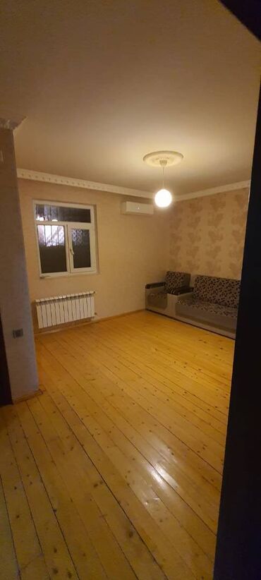 Uzunmüddətli kirayə mənzillər: Xətai rayonu Voenkomatın yaxınlığında, yaşayış sahəsi 50kv/m olan 2 — 1