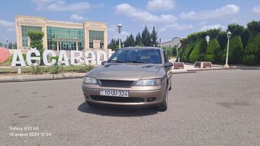 satlıq maşınlar: Opel Vectra: 1.8 л | 1996 г. | 460000 км Седан