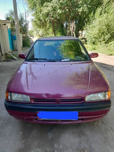 мазда 323 1995: Mazda 323: 1994 г., 1.3 л, Механика, Бензин