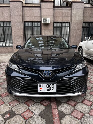 таета вич: Toyota Camry: 2018 г., 2.5 л, Автомат, Гибрид, Седан