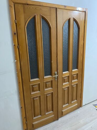 двери чолпон ата: Doors with glass