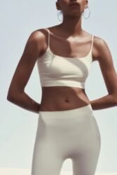 Kolleksiya kartları: Zara teze tayt. ekru reng
M-L ölçü — 5