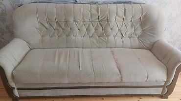 klassik divan: Klassik üslubda 3+1+1 yumşaq dəst - Komplekt: 3 yerlik divan və 2 — 1