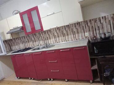 Bağ evi və bağ üçün hərşey: Mətbəx mebeli. aspirator qaz moyka üstündə verilir. vəziyyəti
